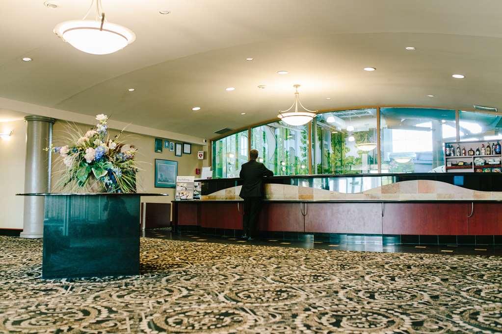 Victoria And Convention Center Hotel Winnipeg
