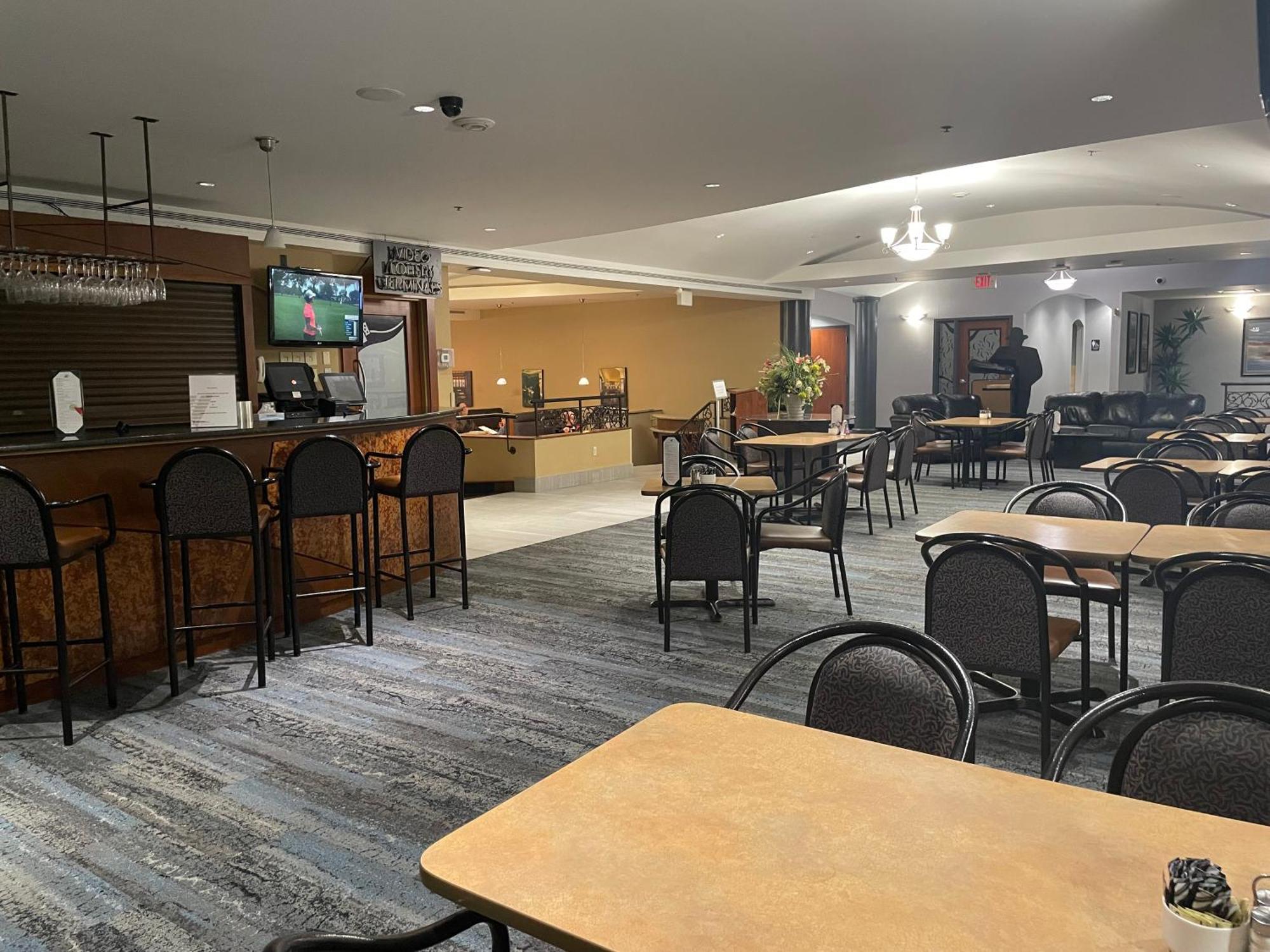Victoria And Convention Center Hotel Winnipeg