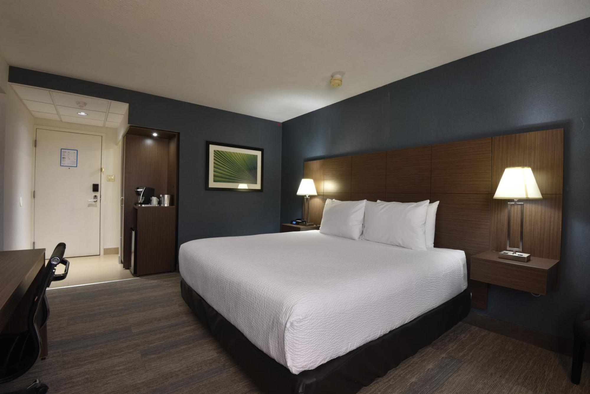 Hotel Victoria And Convention Center Winnipeg
