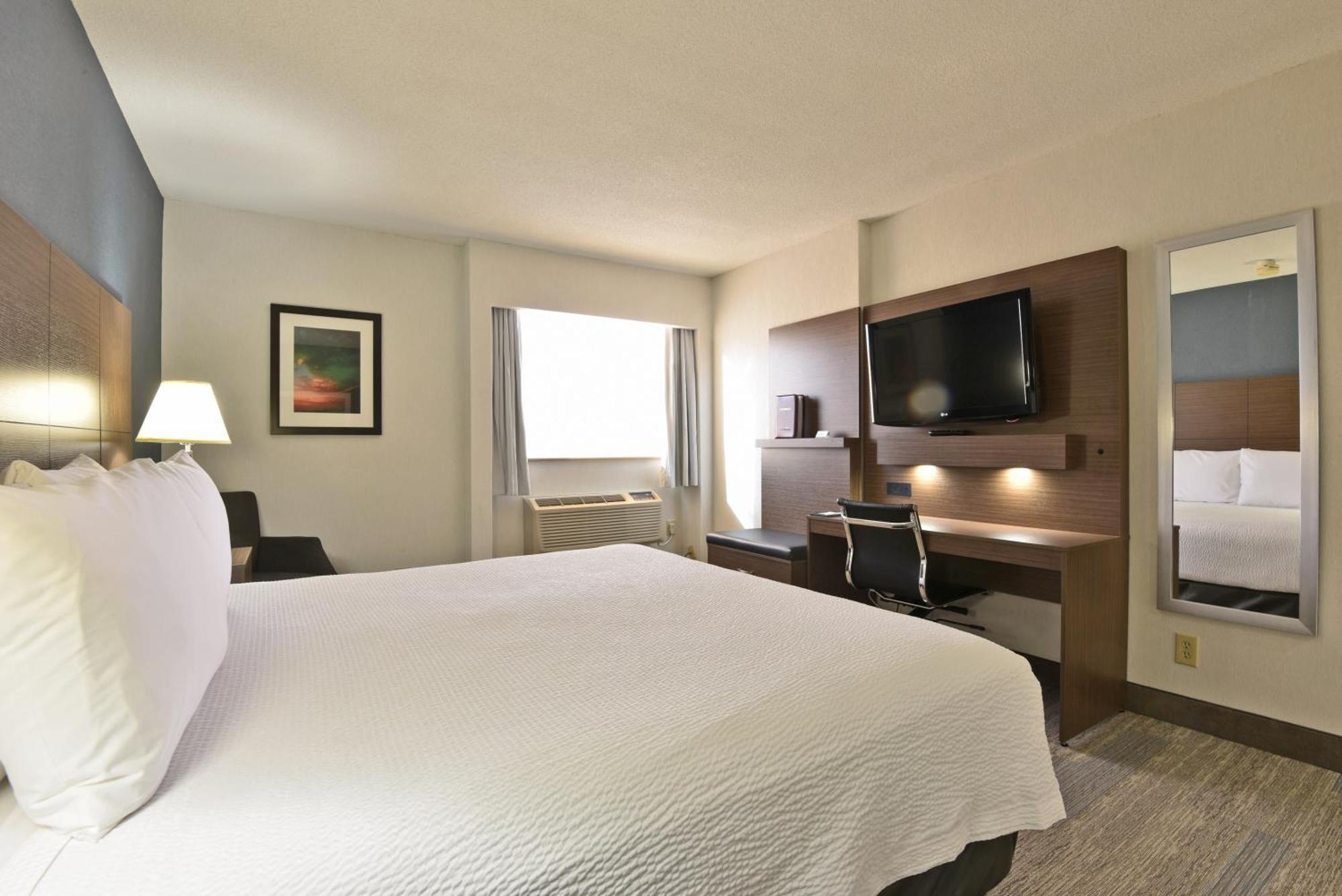 Victoria And Convention Center Hotel 3*