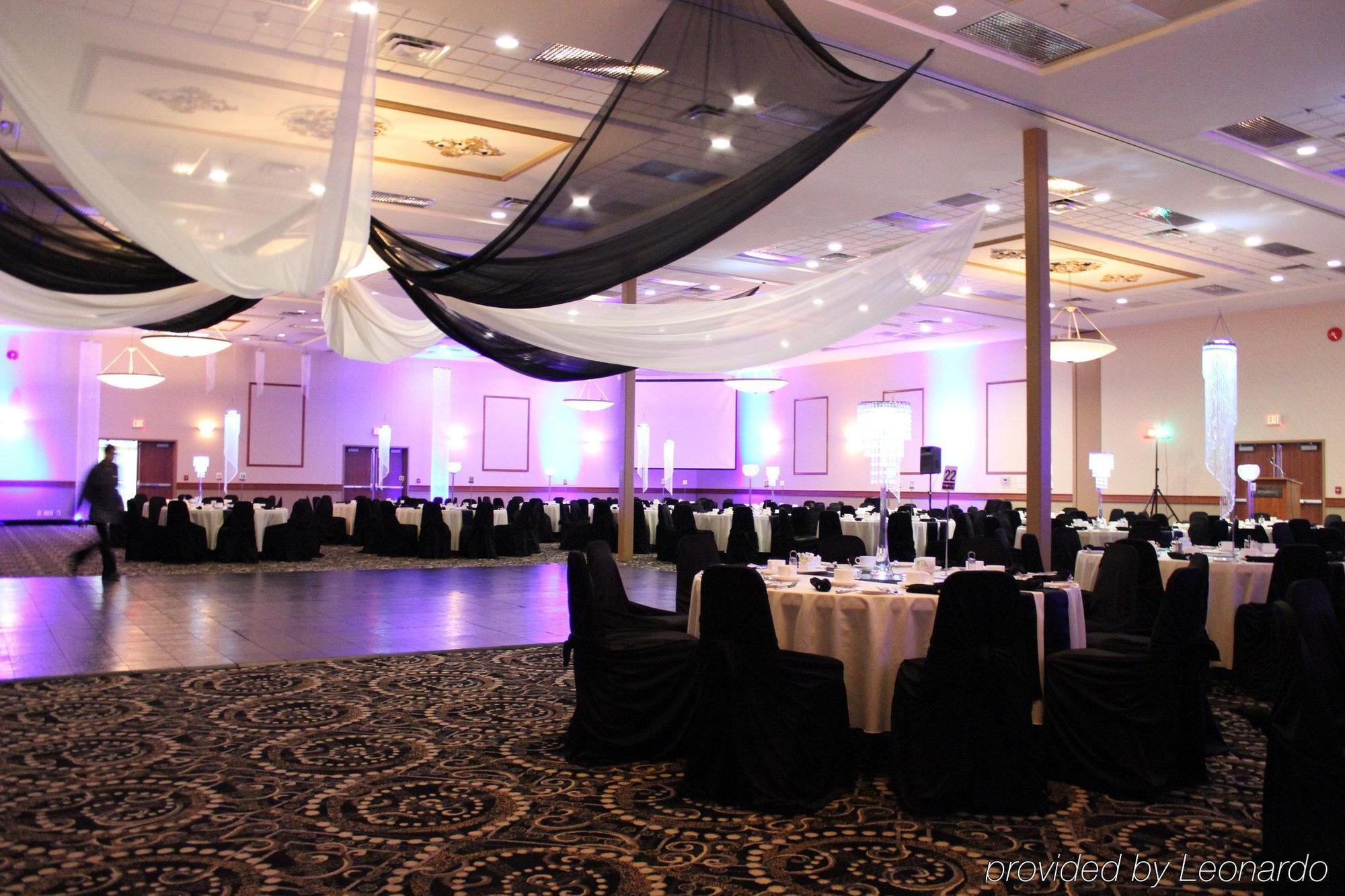 Victoria And Convention Center Hotel 3*