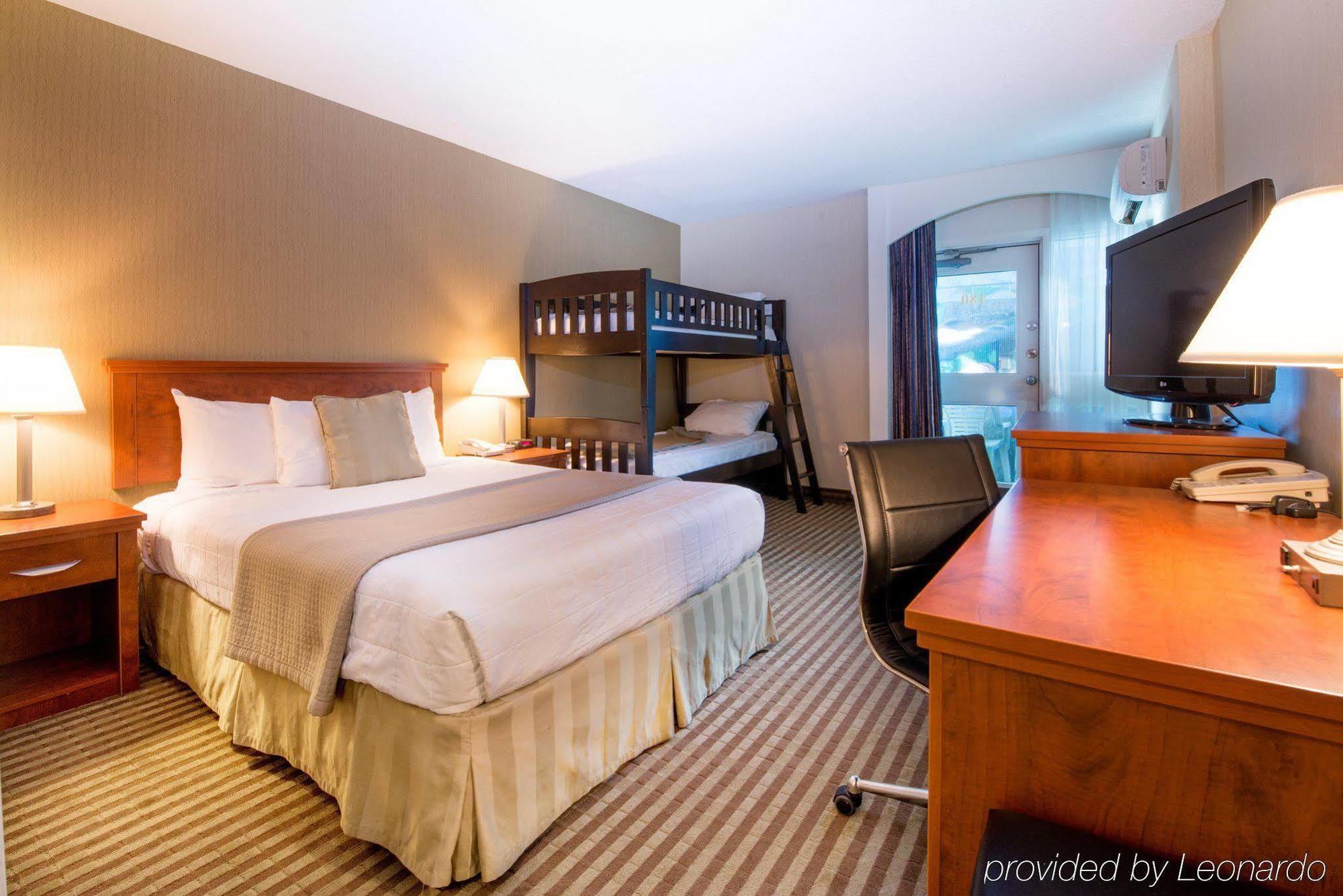 Hotel Victoria And Convention Center